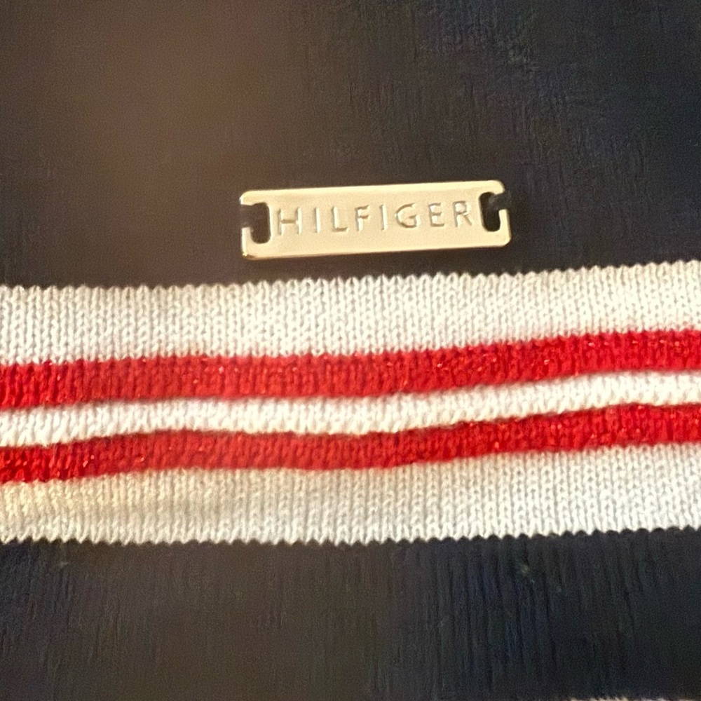 Tommy Hilfiger Navy light weight sweater - Picture 5 of 5